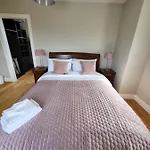 House 4*