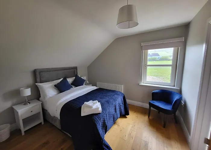 Bed & Breakfast House