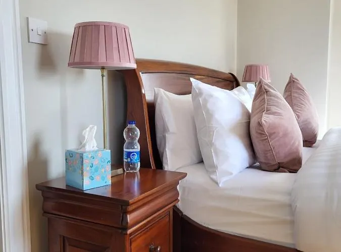 Bed & Breakfast House